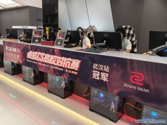 在艰巨和挑战中寻求冲破 | 卓威CS高校扞拒赛战队专访